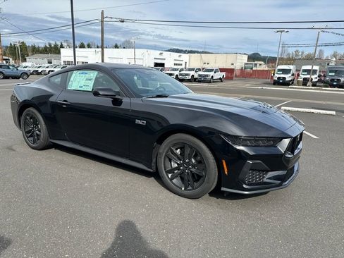New 2026 Ford Mustang GT image 9