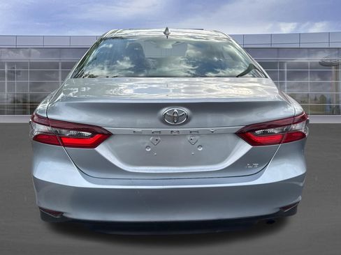 Used 2024 Toyota Camry LE image 7