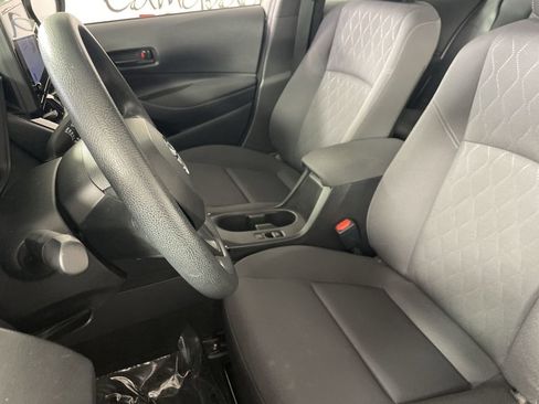 Used 2024 Toyota Corolla LE image 21