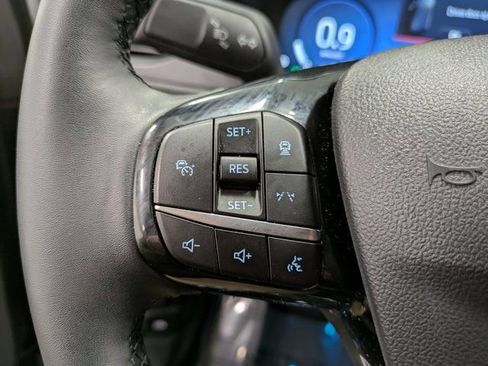 Used 2024 Ford Escape Platinum image 17