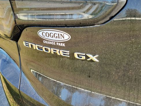 Used 2025 Buick Encore GX Avenir w/ Avenir Technology Package image 23