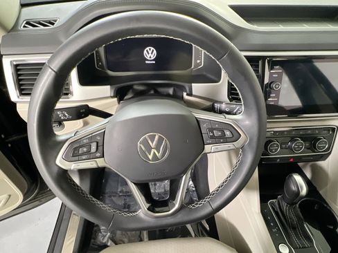 Used 2023 Volkswagen Atlas SE image 11
