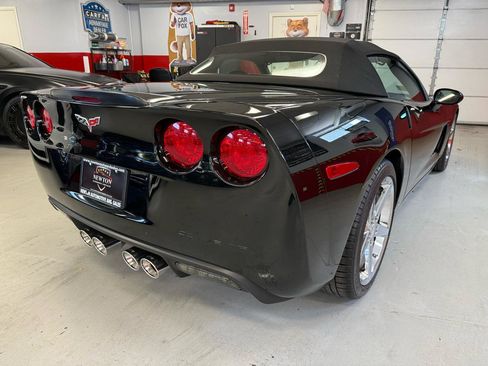 Used 2007 Chevrolet Corvette Convertible w/ Preferred Equipment Group image 6