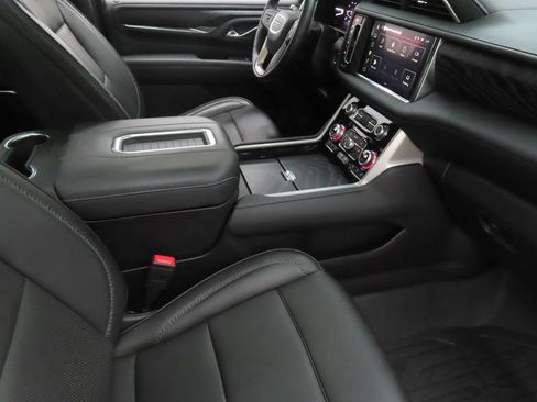 Used 2023 GMC Yukon XL Denali w/ LPO, Floor Liner Package AWD/4WD image 24