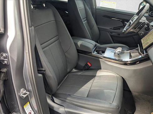 Used 2024 Land Rover Range Rover Evoque Dynamic SE image 14