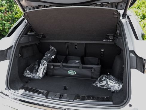 New 2026 Land Rover Range Rover Evoque Hoxton AWD/4WD image 62