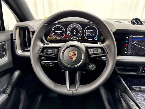 New 2026 Porsche Cayenne Coupe AWD/4WD image 15