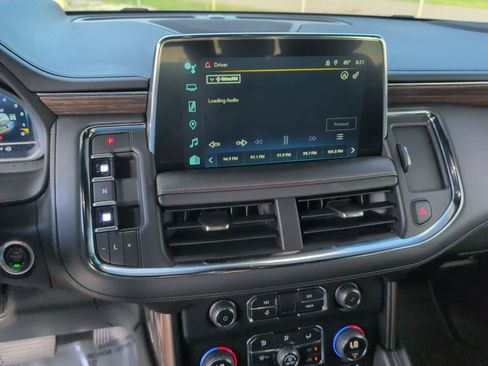 Used 2023 Chevrolet Tahoe High Country AWD/4WD image 17