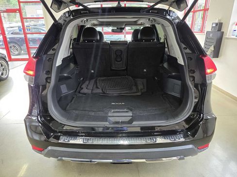 Used 2017 Nissan Rogue SL w/ SL Premium Package AWD/4WD image 29