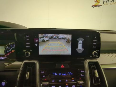 Used 2023 Kia Sorento EX image 23