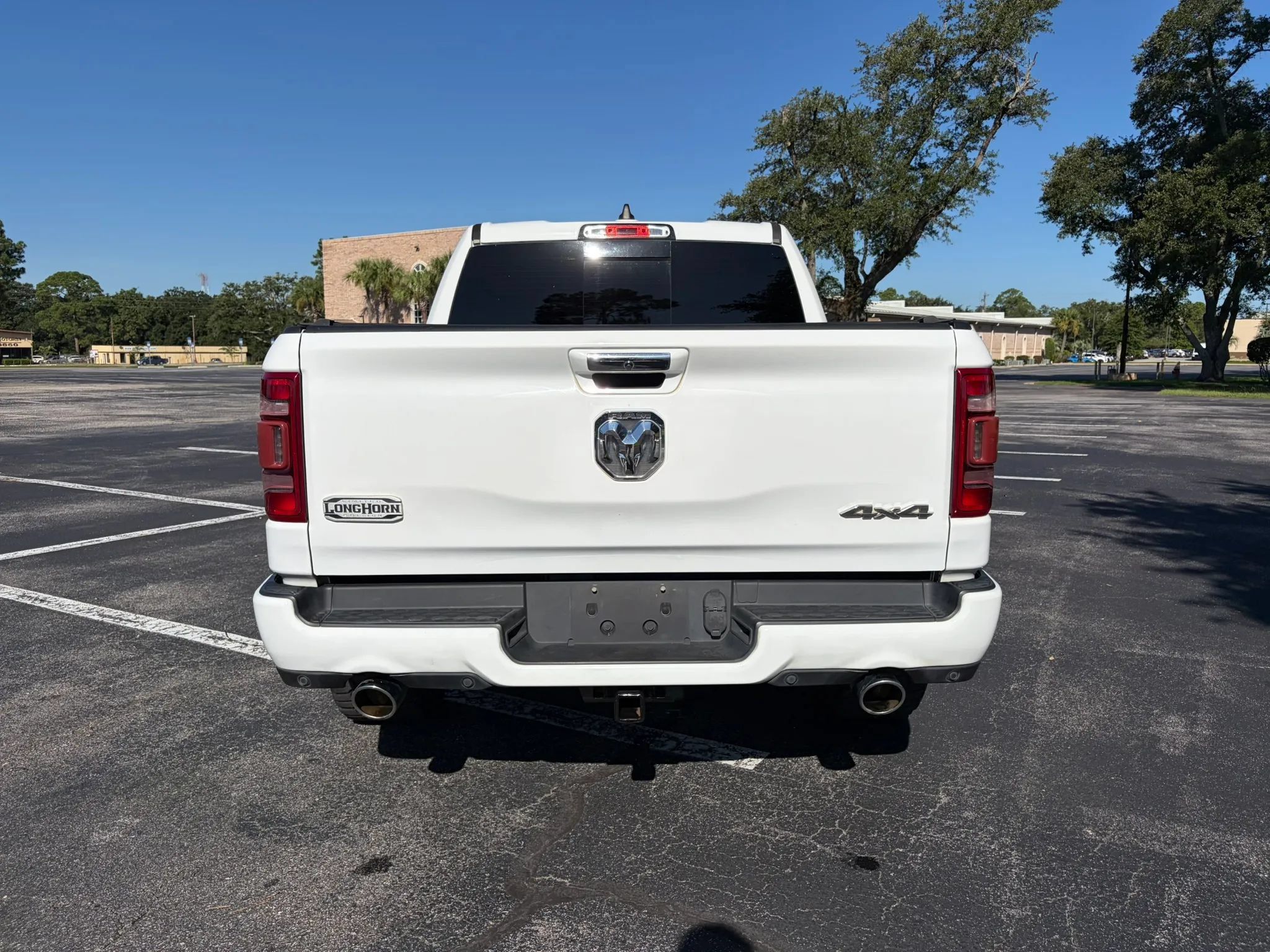 Used 2021 RAM 1500 Limited w/ Body Color Bumper Group AWD/4WD image 6