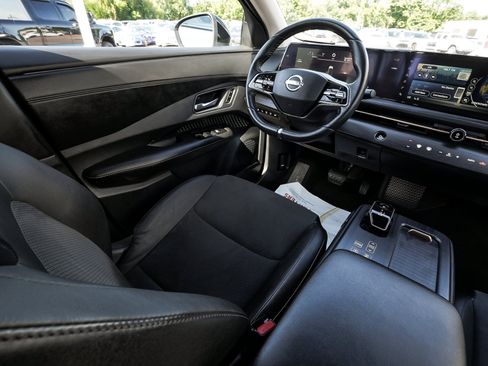 Used 2024 Nissan Ariya AWD image 50