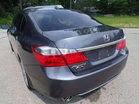 Used 2014 Honda Accord Touring image 9