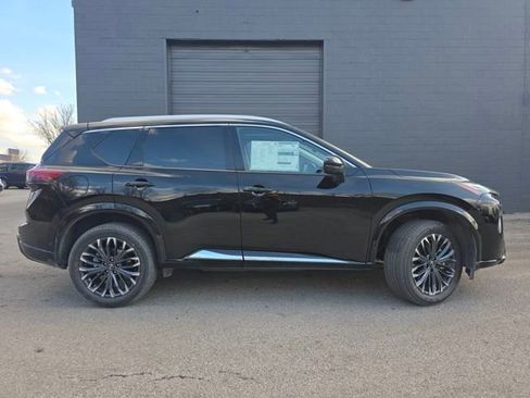 New 2026 Nissan Rogue Platinum w/ Tech Package image 11