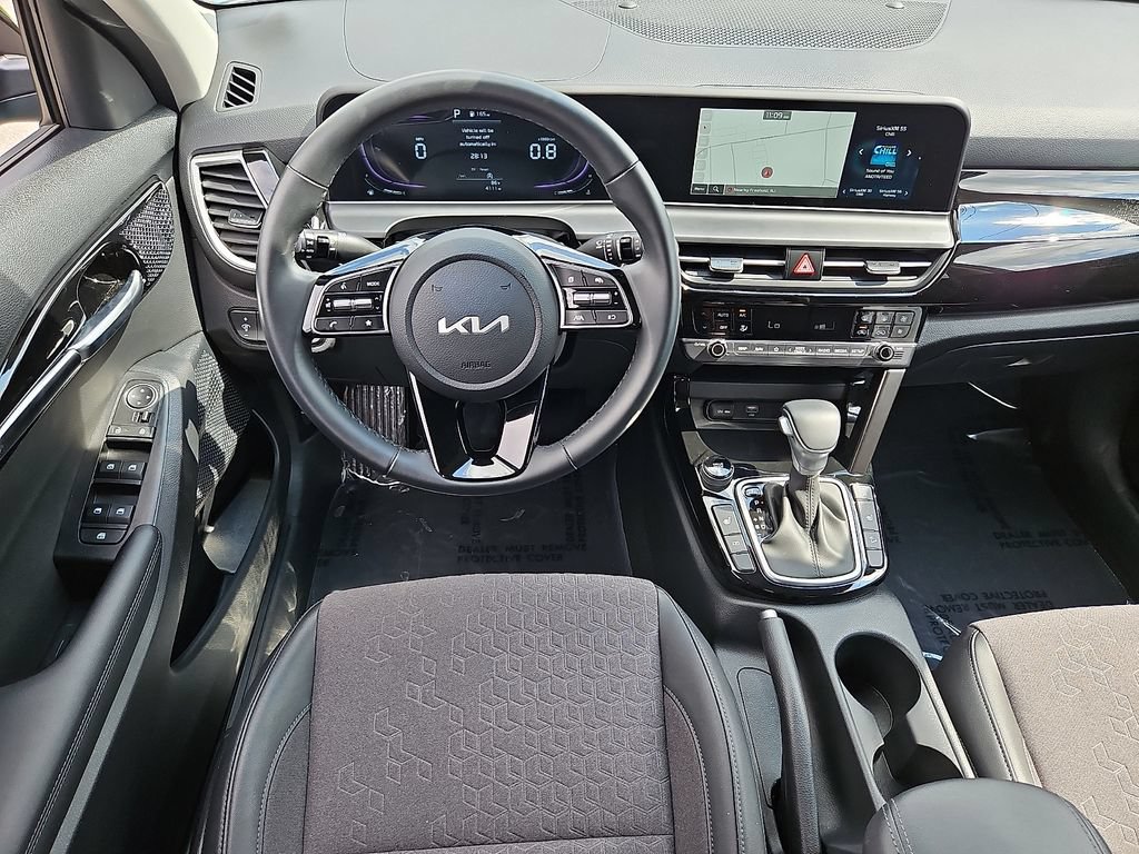 Certified 2026 Kia Seltos S AWD/4WD image 11