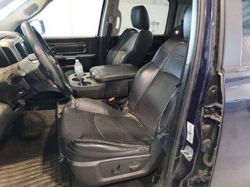 Used 2014 RAM 1500 Laramie w/ Convenience Group AWD/4WD image 10