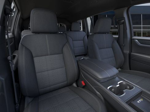 New 2025 GMC Acadia Elevation image 16