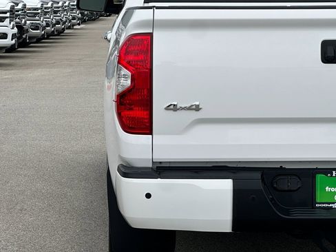 Used 2018 Toyota Tundra Platinum image 6