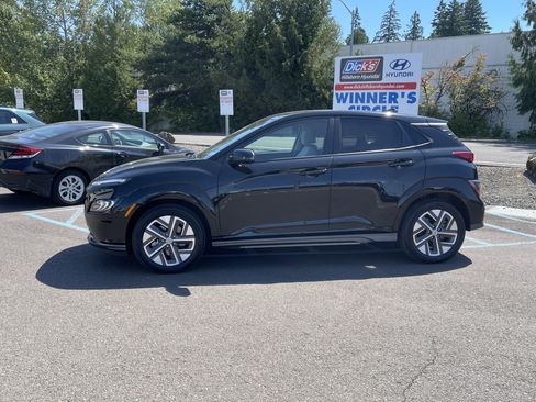 Certified 2023 Hyundai Kona Limited FWD image 2
