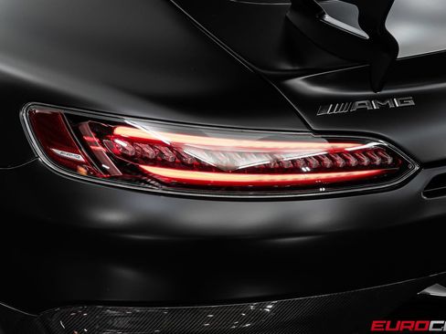 Used 2021 Mercedes-Benz AMG GT Black Series image 27