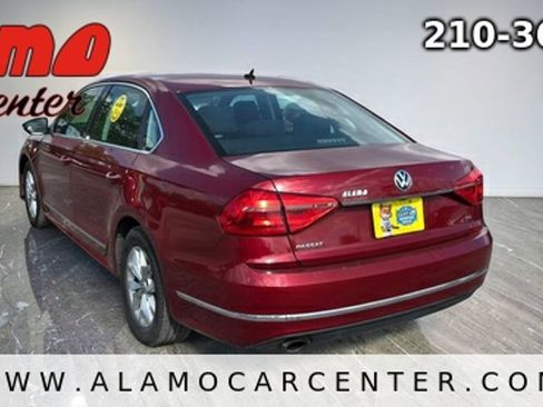 Used 2016 Volkswagen Passat 1.8T R-Line FWD image 3