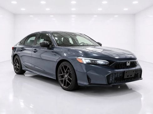 Used 2025 Honda Civic Sport image 9