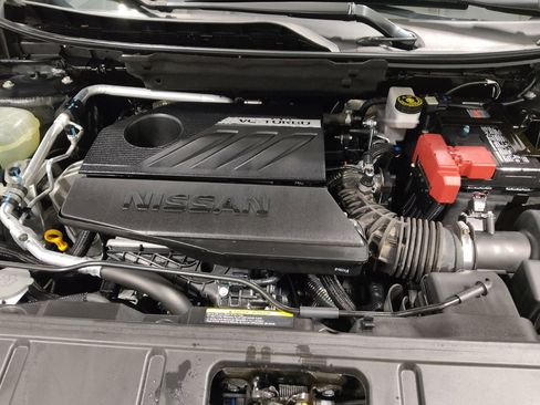 Used 2022 Nissan Rogue SV image 30