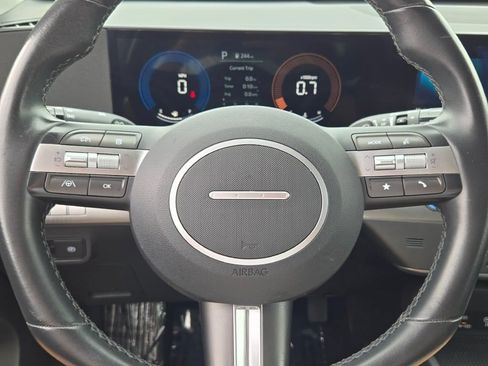 Used 2024 Hyundai Kona SEL AWD/4WD image 35