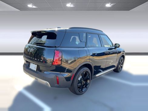 New 2025 MINI Cooper Countryman S w/ Comfort Package Max image 9