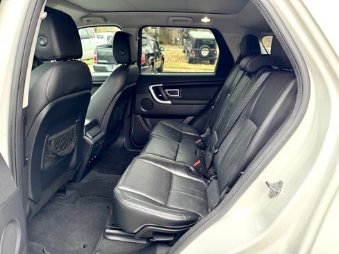 Used 2018 Land Rover Discovery Sport HSE image 24