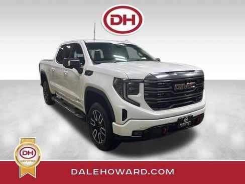 Used 2023 GMC Sierra 1500 AT4 w/ AT4 Premium Package AWD/4WD image 1