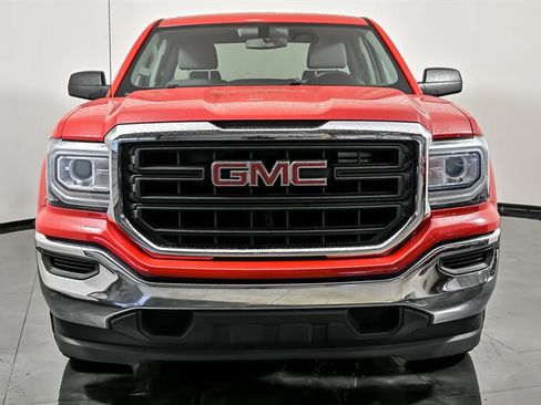 Used 2019 GMC Sierra 1500 Limited w/ Sierra Convenience Package RWD image 4