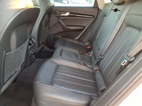 Used 2019 Audi Q5 2.0T Premium Plus w/ Premium Plus Package image 9