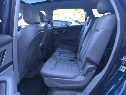 Used 2018 Audi Q7 2.0T Premium Plus w/ Premium Plus Package AWD/4WD image 30