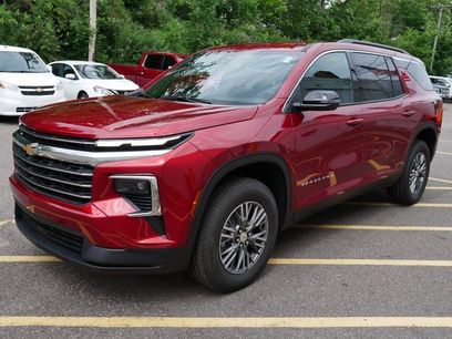 New 2025 Chevrolet Traverse LT