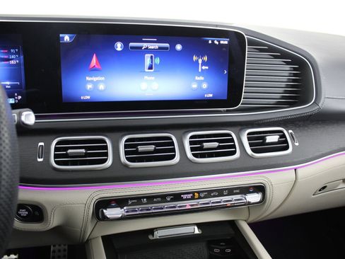 Used 2024 Mercedes-Benz GLE 53 AMG 4MATIC image 27