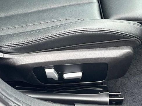 Used 2022 BMW 330i Sedan w/ Convenience Package RWD image 20
