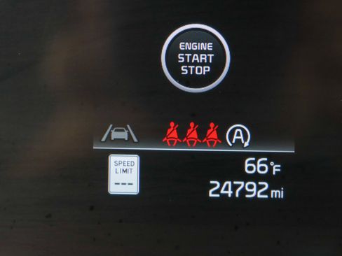 Used 2024 Kia Sportage X-Line w/ X-Line Premium Package image 16