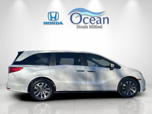 Certified 2023 Honda Odyssey EX-L image 6