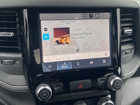 New 2026 Jeep Compass Limited image 38