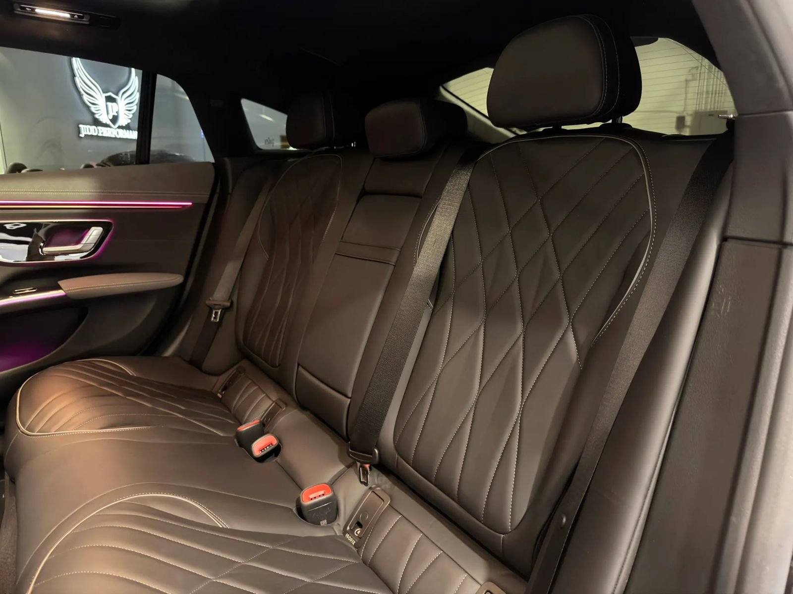 Used 2022 Mercedes-Benz EQS 450+ Sedan w/ Exclusive Trim Package image 19