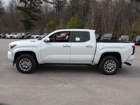New 2026 Toyota Tacoma Limited AWD/4WD image 5