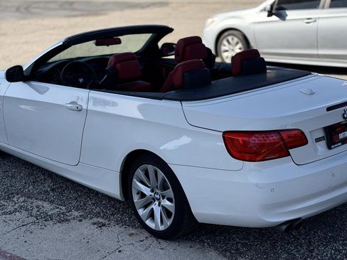 Used 2013 BMW 328i Convertible image 7