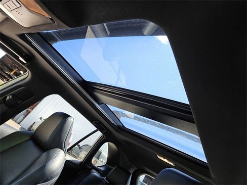 Used 2020 Toyota RAV4 XSE image 20