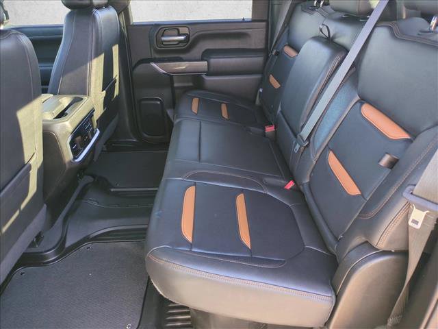 Used 2022 GMC Sierra 2500 AT4 w/ AT4 Premium Plus Package AWD/4WD image 17