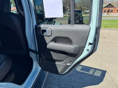 Used 2023 Jeep Wrangler Sahara image 19