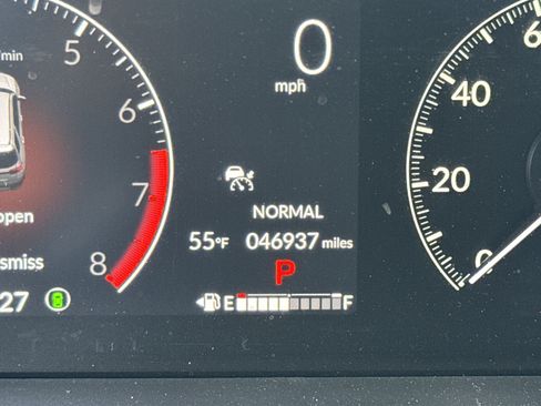 Used 2024 Honda Pilot Touring image 21