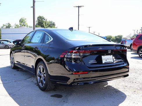 New 2025 Honda Accord EX-L image 5