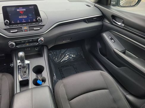 Used 2020 Nissan Altima 2.5 S FWD image 17