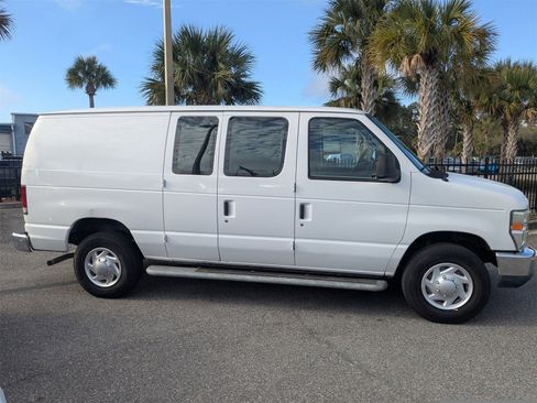 Used 2011 Ford E-250 and Econoline 250 w/ PWR Group image 3